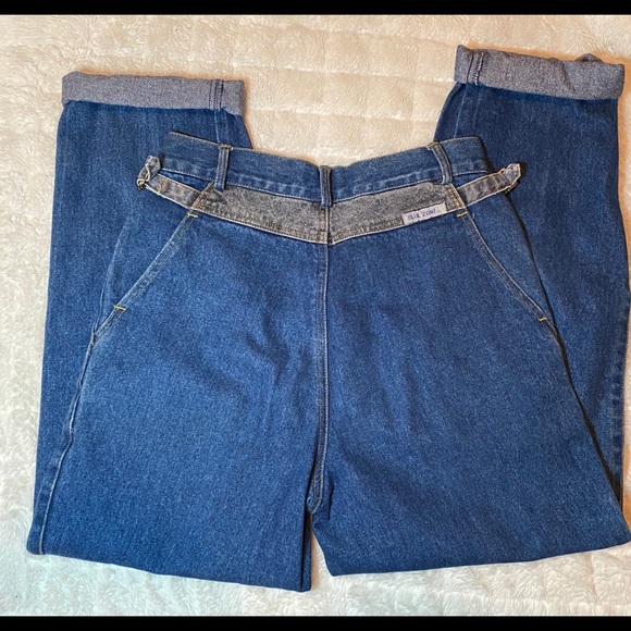 high waisted jeans - Picture 3 of 4